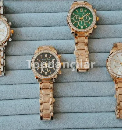 Topdan qadın qol saatları