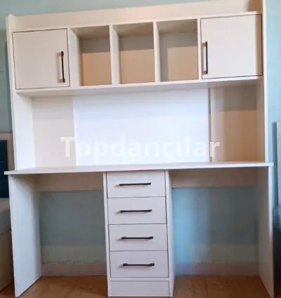 İki nəfərlik yazı masası