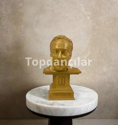 Heydər Əliyev büstü