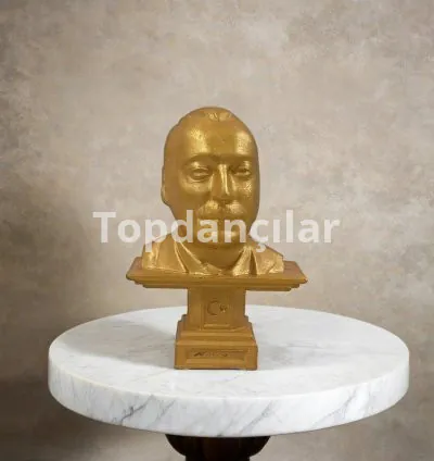 İlham Əliyev büstü