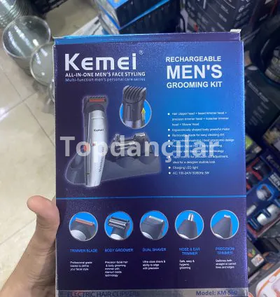 Kemei üz qırxan